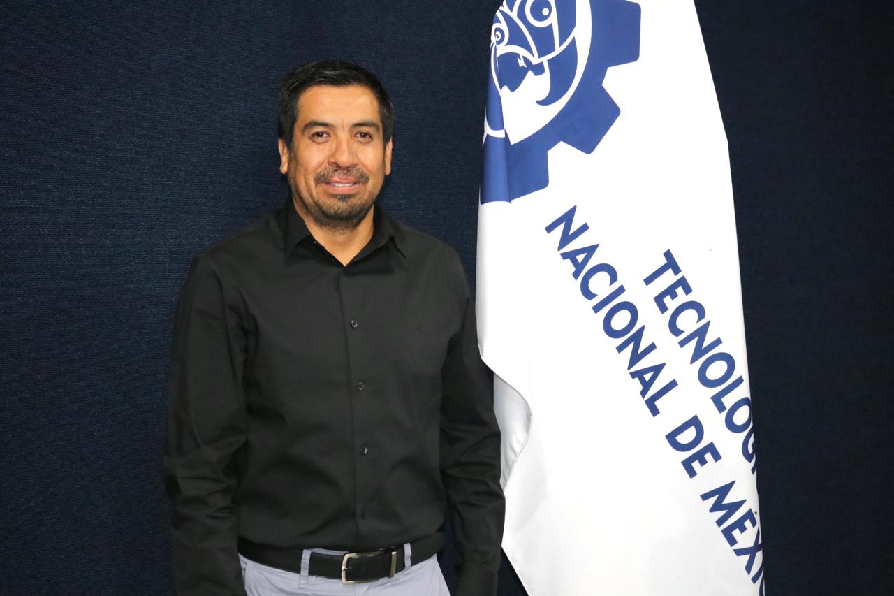 Dr. Ramón Román Doval